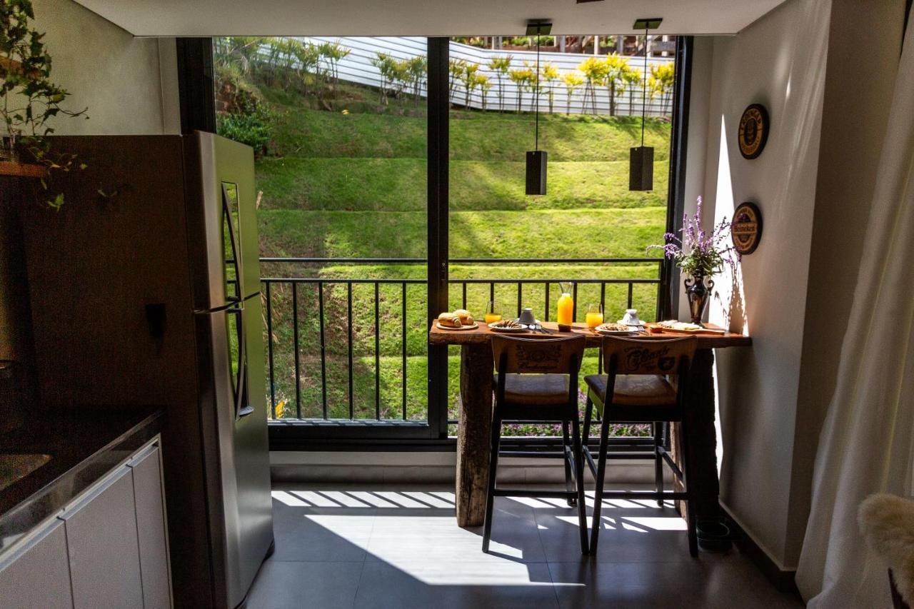 Apartment Hostyn - Star 211 - Charme E Sossego Em Triplex No Capivari Campos do Jordao